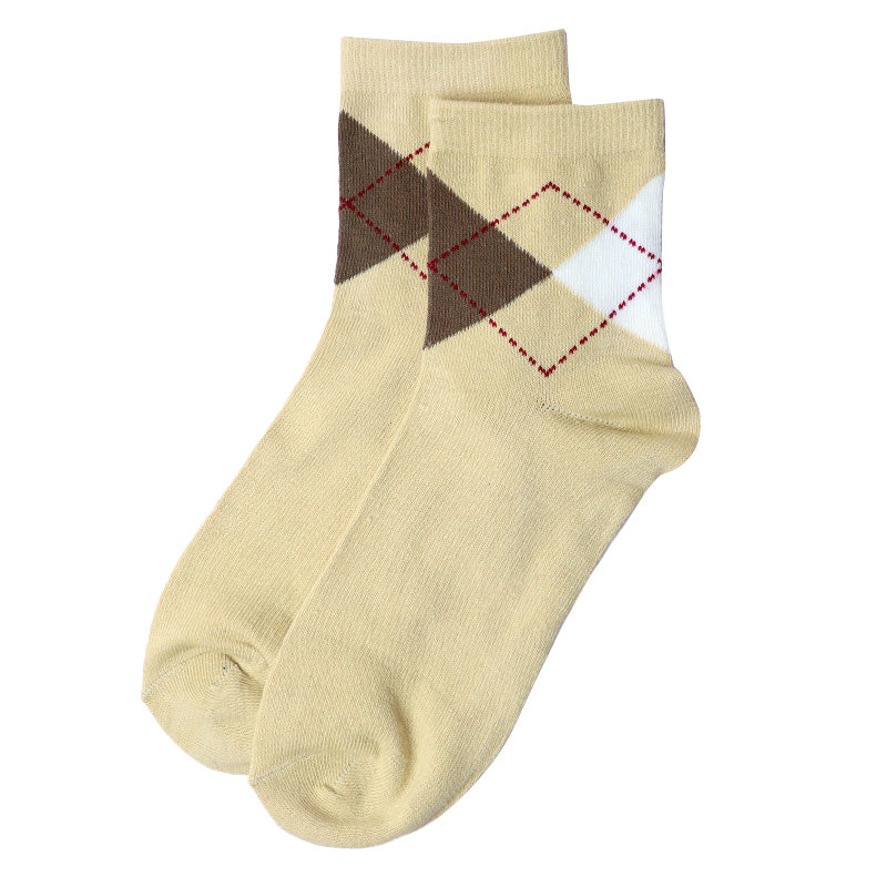 靴下 レディース クルーソックス 22~24cm 快適 靴下 無地 カラフル オールシーズン おしゃれ くつした くつ下 通気性 伸縮 クルー丈 婦人靴下 シンプル 可愛い