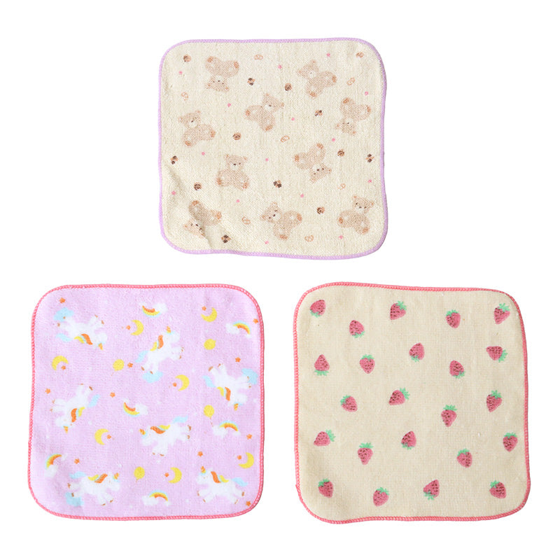 ハンドタオル ハンカチ 3枚組 柄違い キッズ 子供 保育園 幼稚園 小学生 小学校 約16×16cm プチハンドタオル ウォッシュタオル おしぼりタオル 3P 子供用タオル 入園 ネームタグ まとめ買い セット (在庫限り)