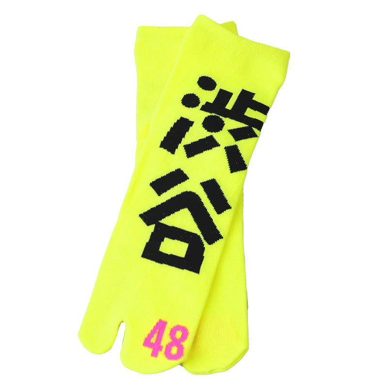 アウトレット 足袋ソックス 日本製 ショート丈 タビソックス 足袋靴下 25-27cm ソックス 綿混 足袋 タビ 足袋型靴下 くつ下 くつした 二股ソックス メンズ 渋谷 蛍光色 派手 白 黄色 ピンク オレンジ 黄緑 ネオン (在庫限り)