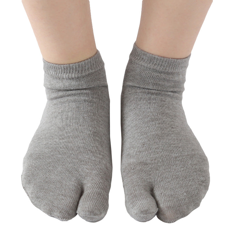 足袋靴下 足袋ソックス 靴下 足袋型 ソックス スニーカーソックス メンズ 大きいサイズ レディース 薄手 綿 22-24cm~28-30cm スニーカー丈 白 黒 グレー 男性 外反母趾 運動 ウォーキング ランニング
