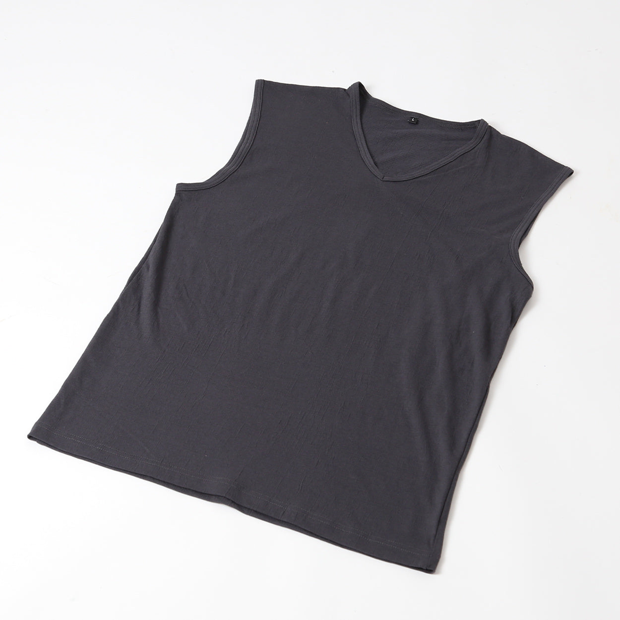 メンズ インナー Tシャツ ノースリーブ Vネック 綿素材 夏 吸水速乾 ムレない ストレッチ 伸縮性 サラサラ 下着 肌着 クレープ サラッとした着心地 汗で蒸れにくい 白 黒 グレー ネイビー M L LL (在庫限り)