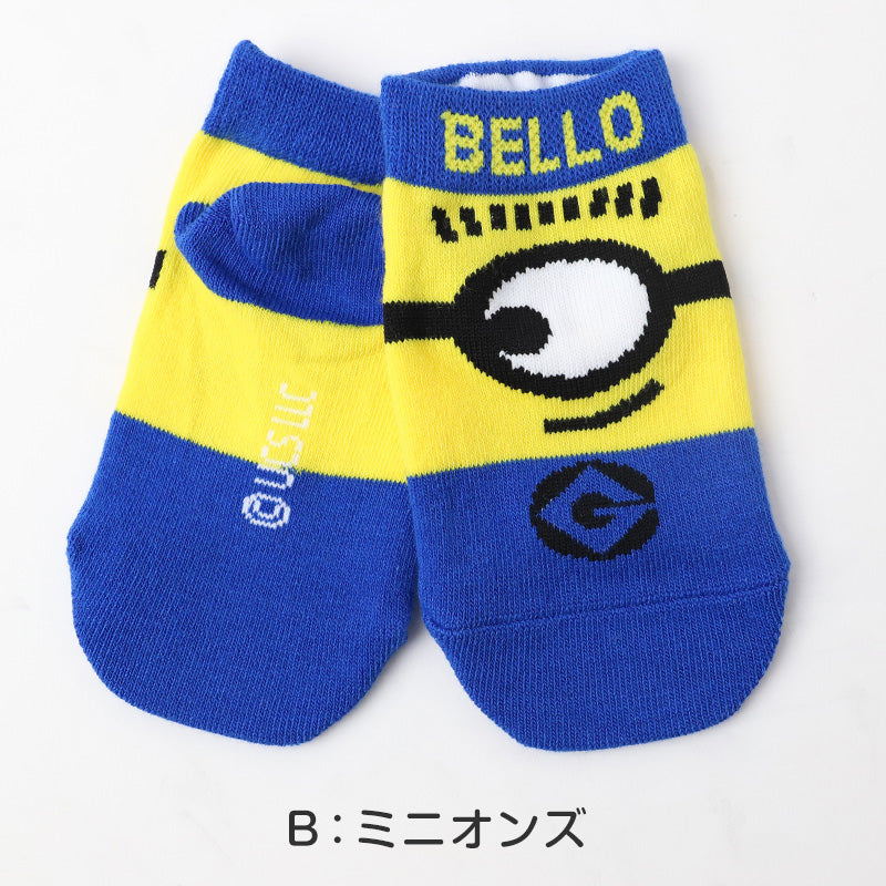 ミニオンズ ソックス キッズ 靴下 スニーカー丈 子供 男の子 女の子 キャラクターソックス キッズソックス 通園 通学 保育園 幼稚園 小学生 カラフル かわいい ネームタグ付き お名前スペース 取り違え防止 プレゼント ギフト 人気 キャラソックス