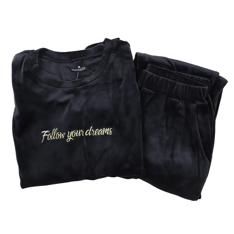 パジャマ レディース 上下セット ベロア 秋 冬 かわいい 丸首 長袖 M-L あったか 暖かい やわらかい シンプル ストレッチ 薄手 上下 シャギー ルームウエア 無地 婦人 刺繍 ロゴ 防寒 寒さ対策 冷え対策