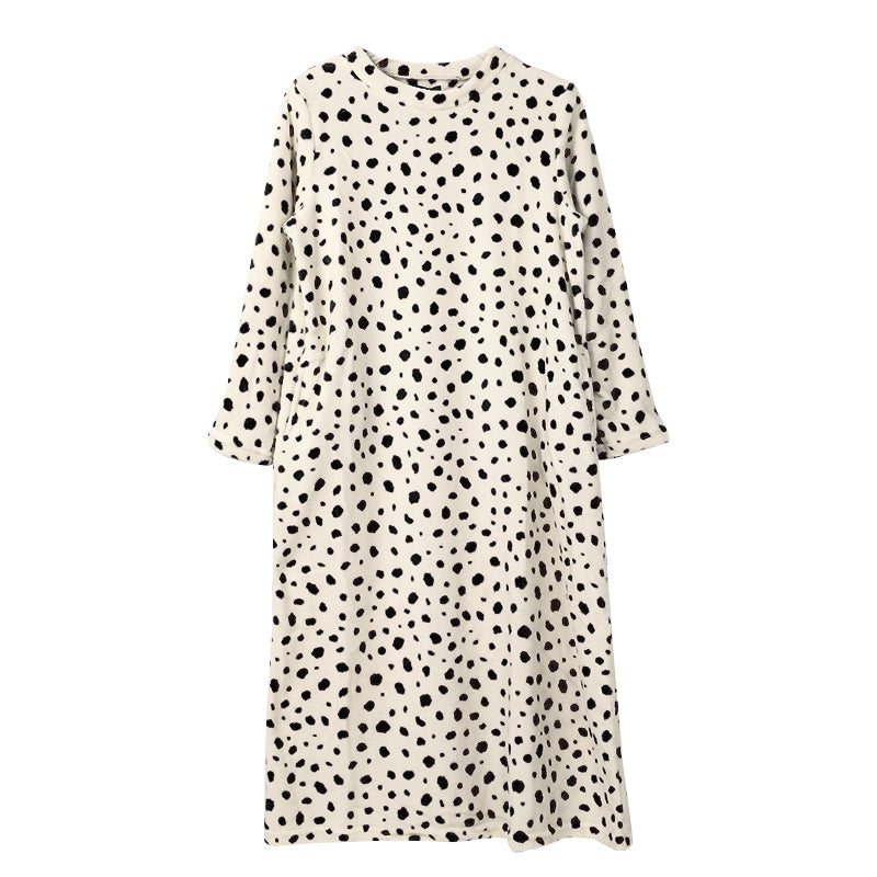 ルームウェア ワンピース 冬 長袖 レディース ルームウエア 部屋着 パジャマ かわいい あったかい M-L もこもこ 柄 起毛 ボーダー チェック 猫 ハリネズミ 花 無地 女性 女子 防寒対策 やわらかい