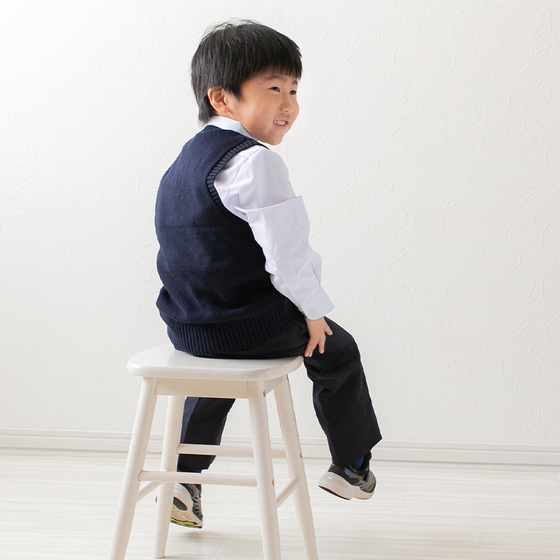子供用 ベスト ニット 綿100% 薄手 キッズ vネック 80～130cm 幼稚園 保育園 シンプル 無地 こども 幼児 洗える 80 90 100 110 120 130