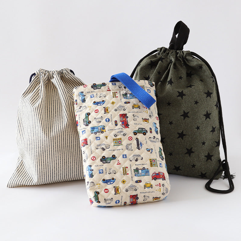 シューズバッグ シューズケース 上履き入れ 小学生 子供用 キッズ 男の子 女の子 キルティング 約30cm×23cm 通園 通学 幼稚園 保育園 入園準備 靴入れ 靴袋 入学準備 綿100 キルト (在庫限り)