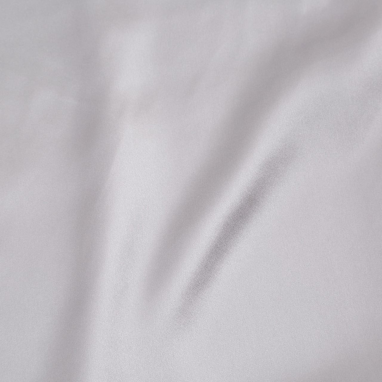 シルク 掛け布団カバー 19匁 布団カバー ダブルサイズ 190cm×210cm シルク100％ 掛布団カバー サテン シルク寝具 寝具 美肌 シルクカバー 安眠 美髪 ふとんカバー 快適 肌に優しい 蒸れにくい 春夏 秋冬 オールシーズン (送料無料) (在庫限り)