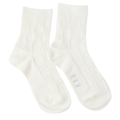 靴下 レディース クルーソックス 23 - 25cm 快適 カラーソックス 靴下 無地 カラフル オールシーズン おしゃれ くつした くつ下 通気性 伸縮 クルー丈